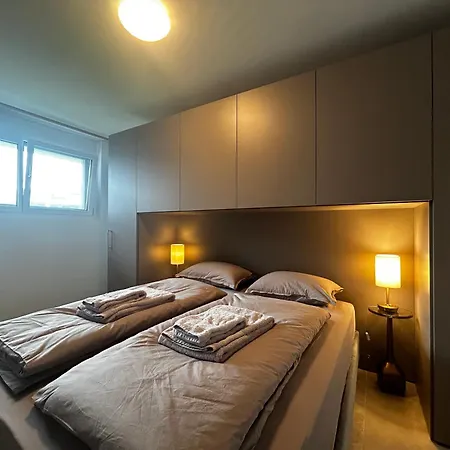 Family Apartment, Near The Beach Whit Private Park Locarno Exterior photo