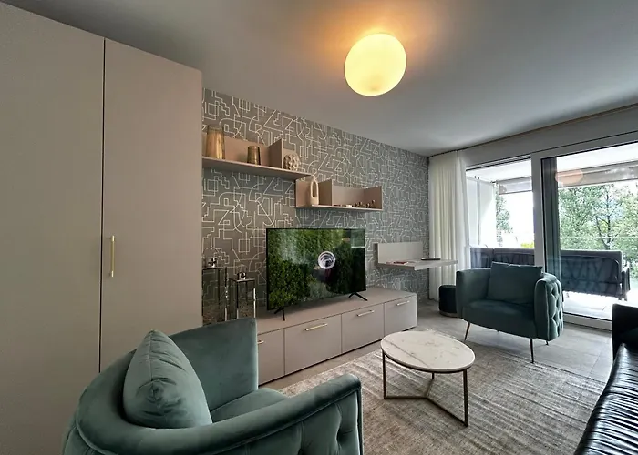 Family Apartment, Near The Beach Whit Private Park