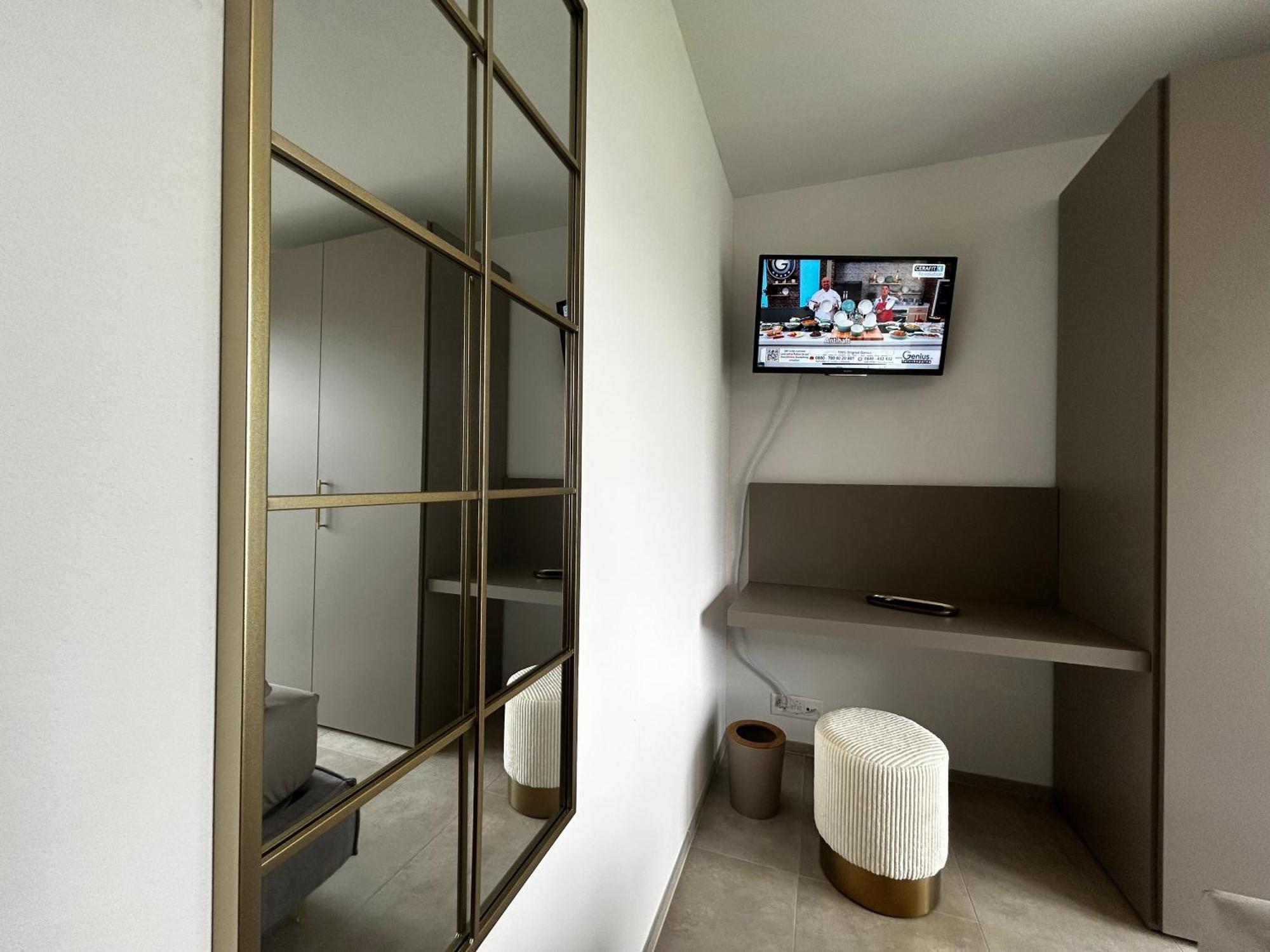 Family Apartment, Near The Whit Private Park Appartement