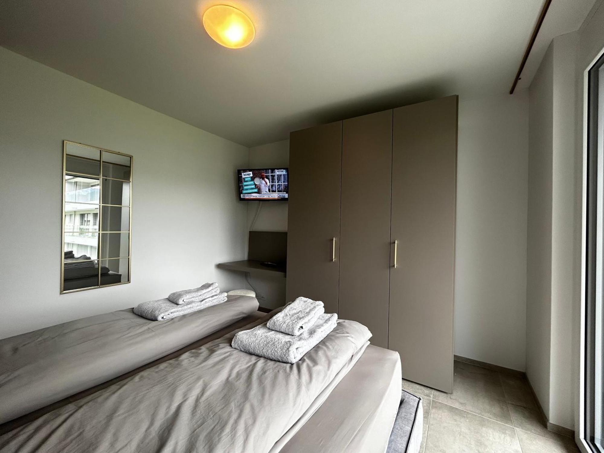 Family Apartment, Near The Whit Private Park * Locarno
