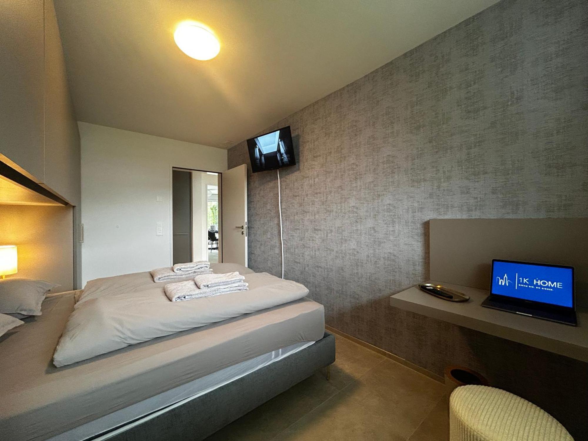 Family Apartment, Near The Whit Private Park
